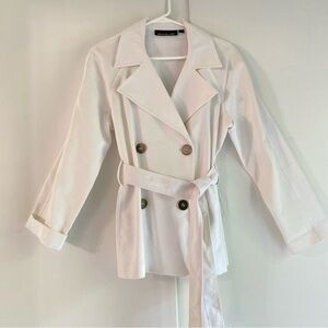 NWT Briggs New York White Double-Breasted Summer Trench Coat Belt Tailored 10